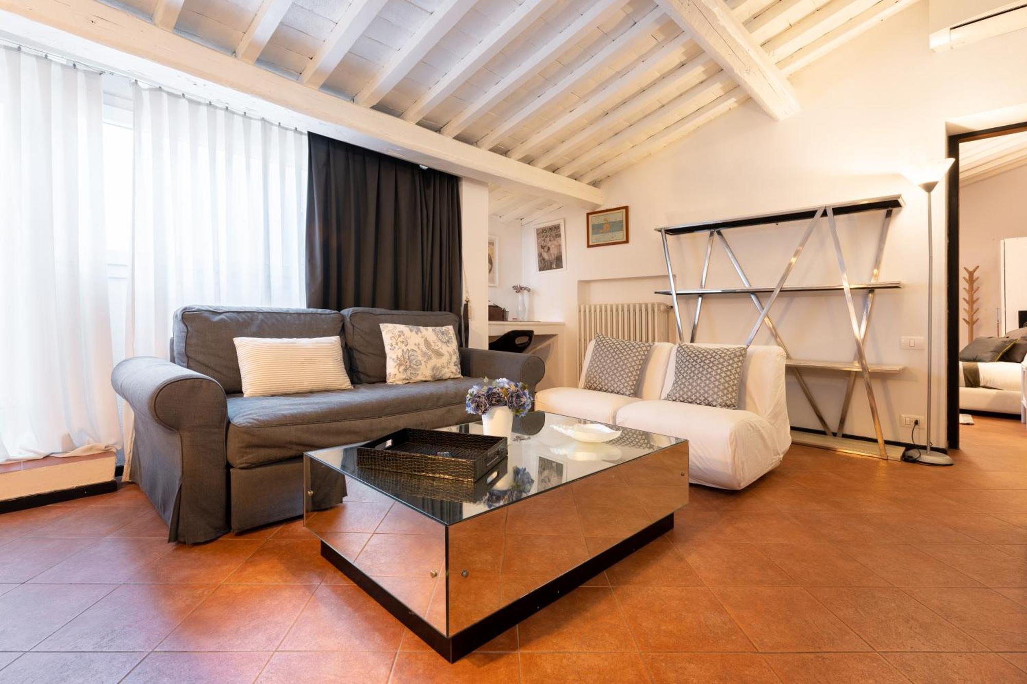 Montebello Rooftop * Florenz